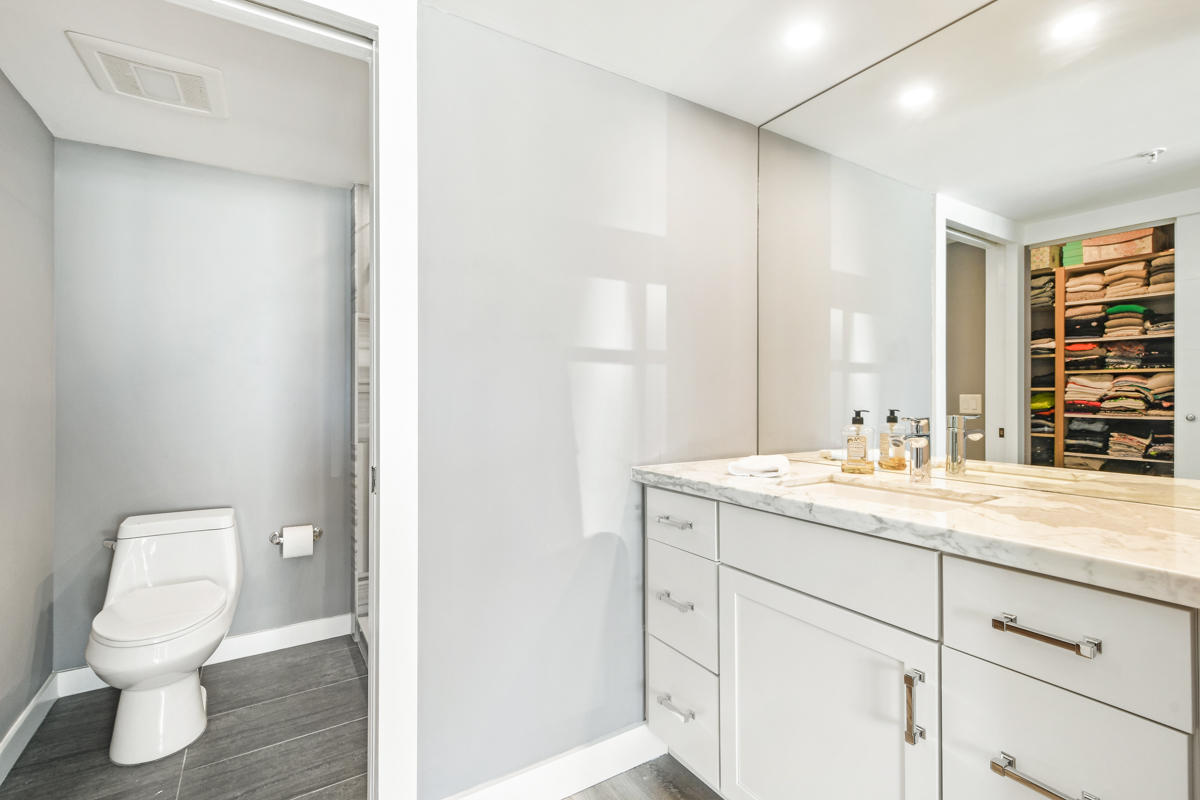 2301 Marina Isle Way, Unit 202 Jupiter, FL 33477 - Photo 17 of 37 Master Bath