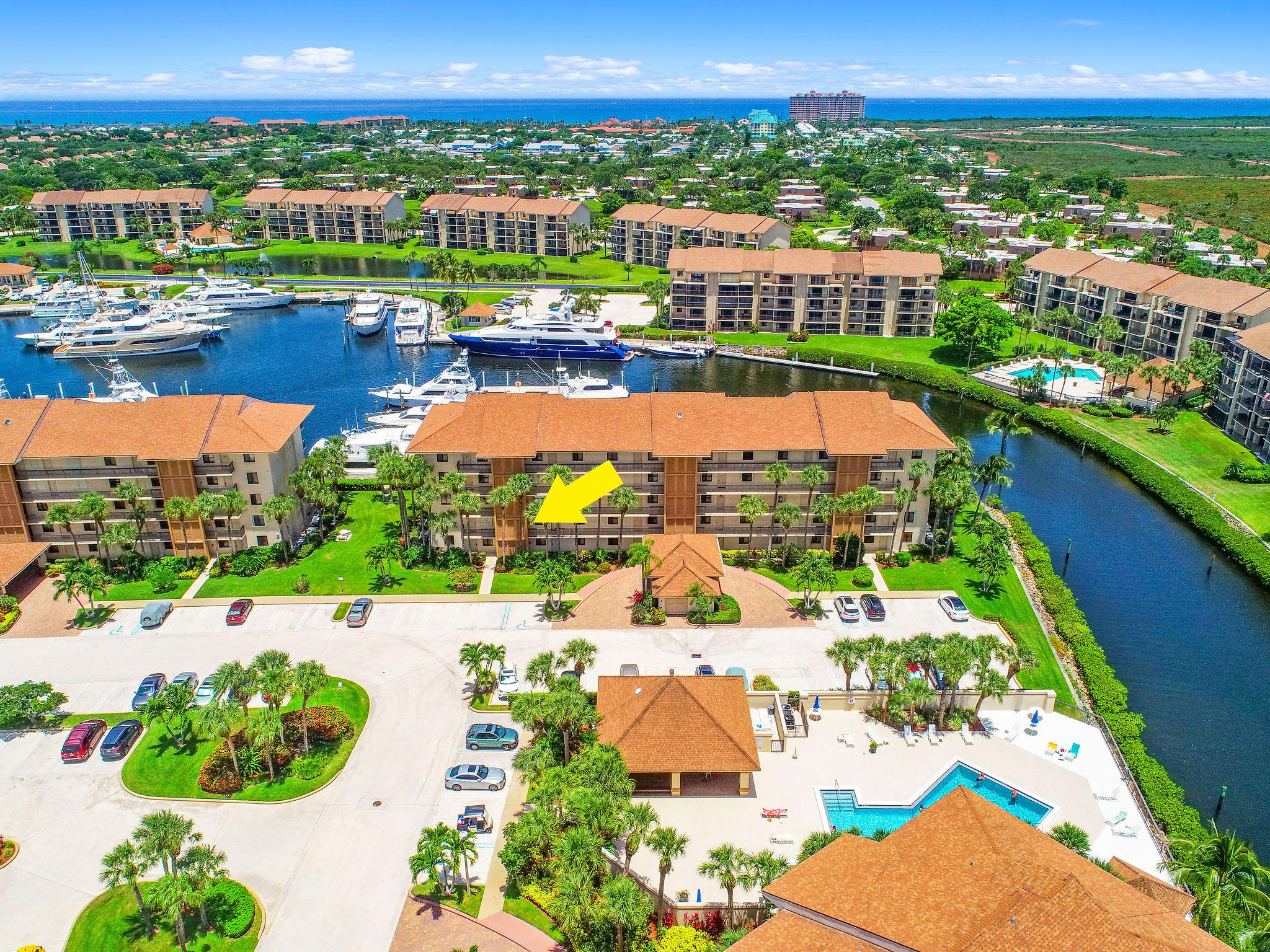 2301 Marina Isle Way, Unit 202 Jupiter, FL 33477 - Photo 2 of 37 2301MarinaIsleWay#202Aerial(3)