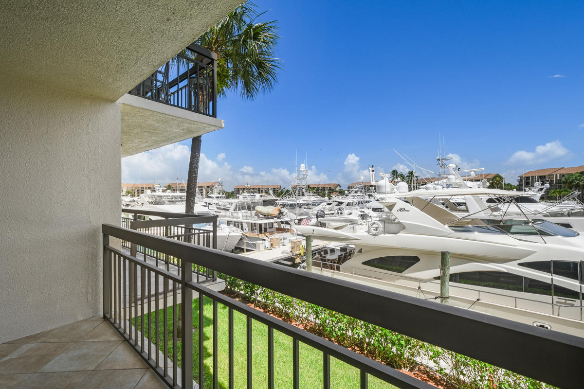 2301 Marina Isle Way, Unit 202 Jupiter, FL 33477 - Photo 6 of 37 Marina View