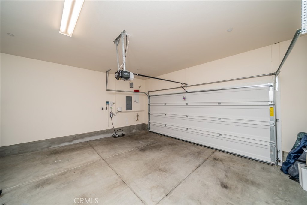 1810 Parkplace Lane Riverside, CA 92501 - Photo 37 of 52 a view of a room with cabinet
