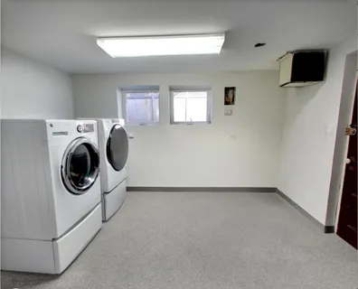 a view of a house with swimming pool