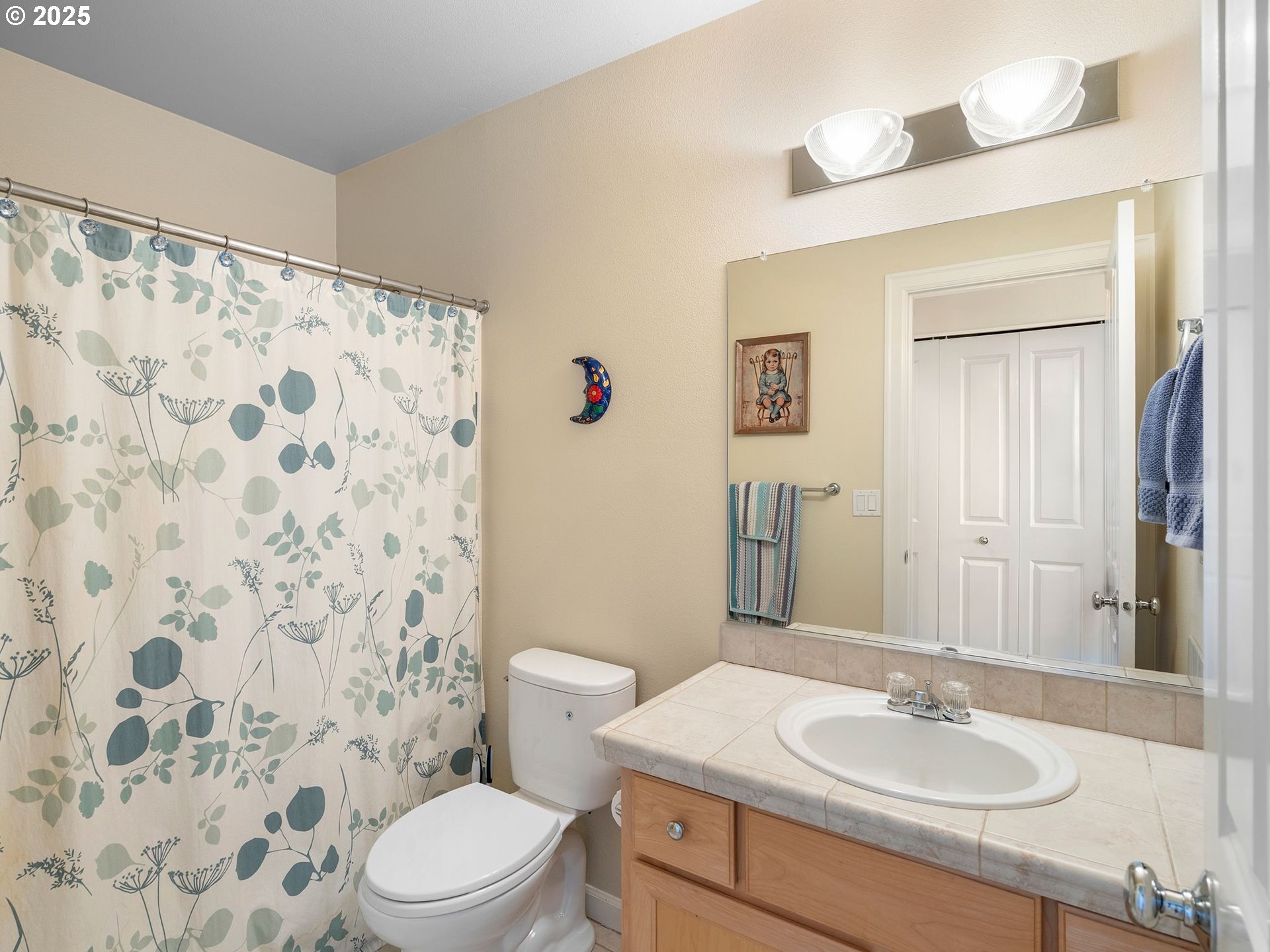 5218 Southwest View Point Terrace Portland, OR 97239 - Photo 22 of 39