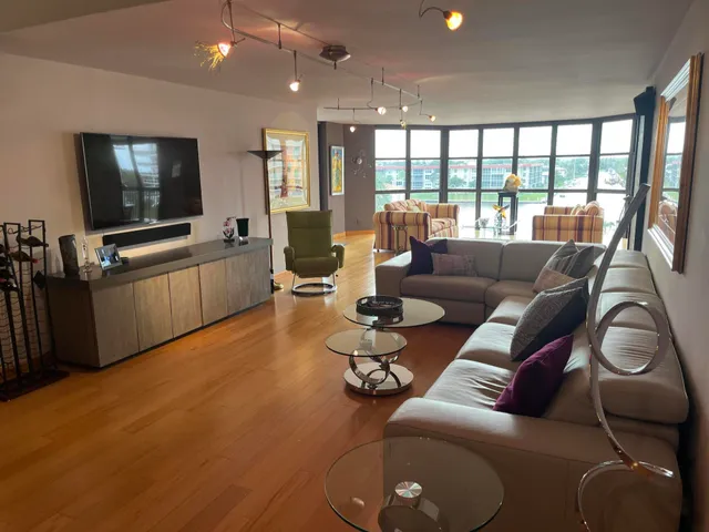 $1,399,000 | 1155 Hillsboro Mile, Unit 402, Hillsboro Beach, FL 33062