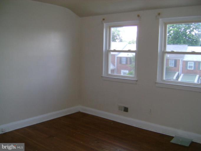 5741 Maplehill Road Baltimore, MD 21239 - Photo 5 of 14 Master Bedroom