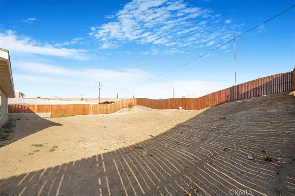 $475,000 | 16105 Tawney Ridge Lane, Victorville, CA 92394