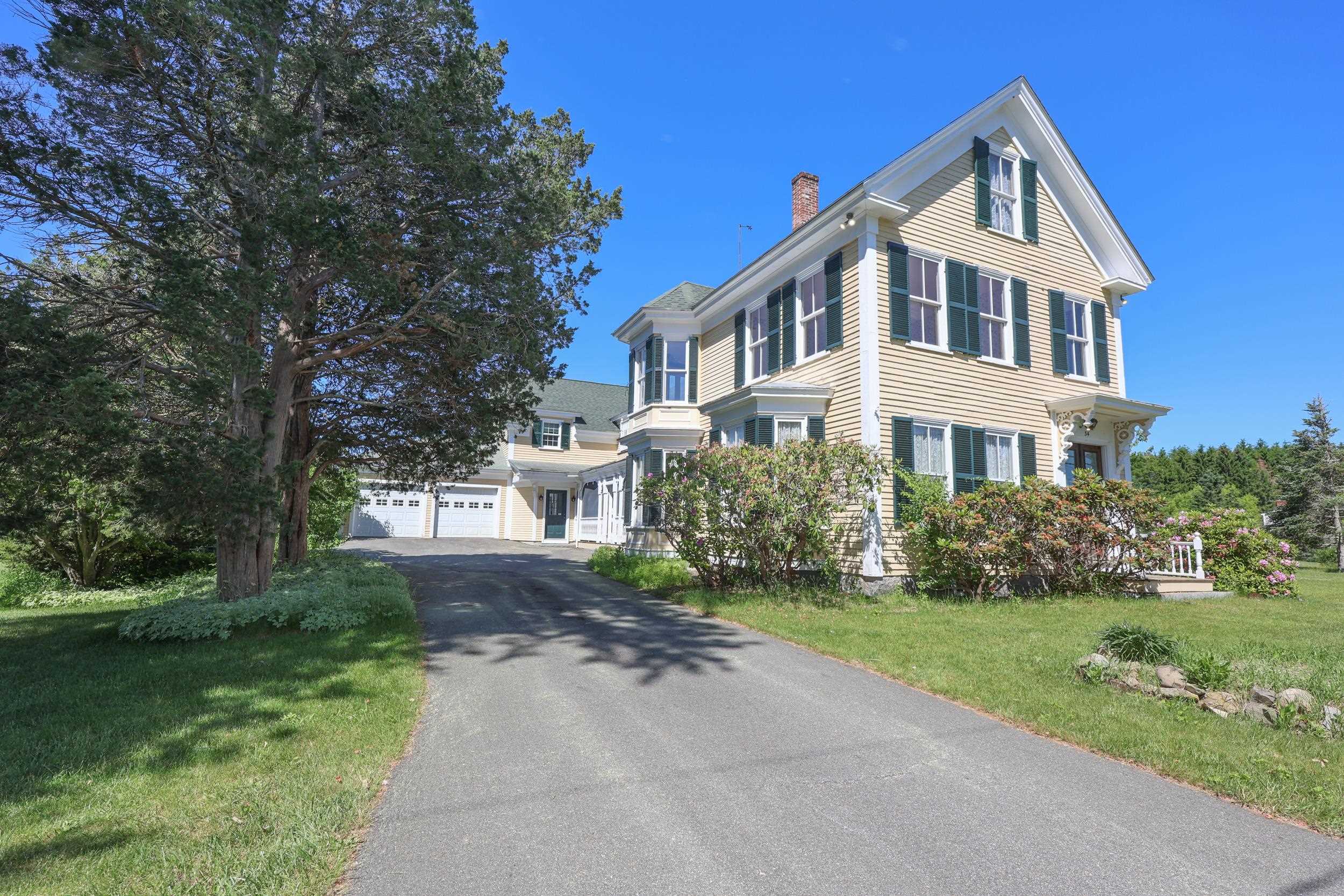 34 Post Road, Unit 3 North Hampton, NH 03862 - Photo 1 of 47