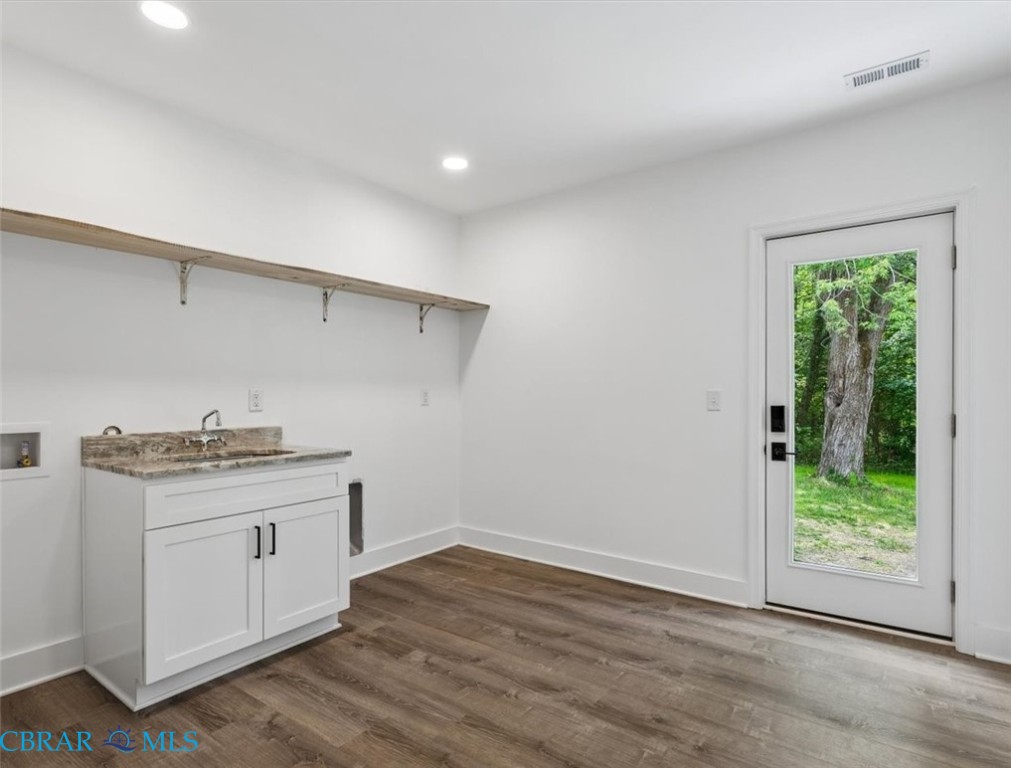 6295 Ark Road Gloucester, VA 23061 - Photo 15 of 50