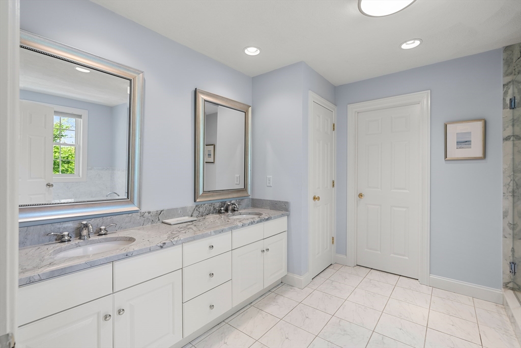 10 Yankee Way Beverly, MA 01915 - Photo 18 of 42