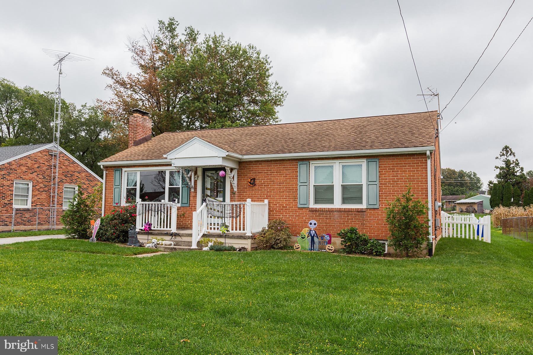 2268 Linden Road York, PA 17408 - Photo 3 of 54