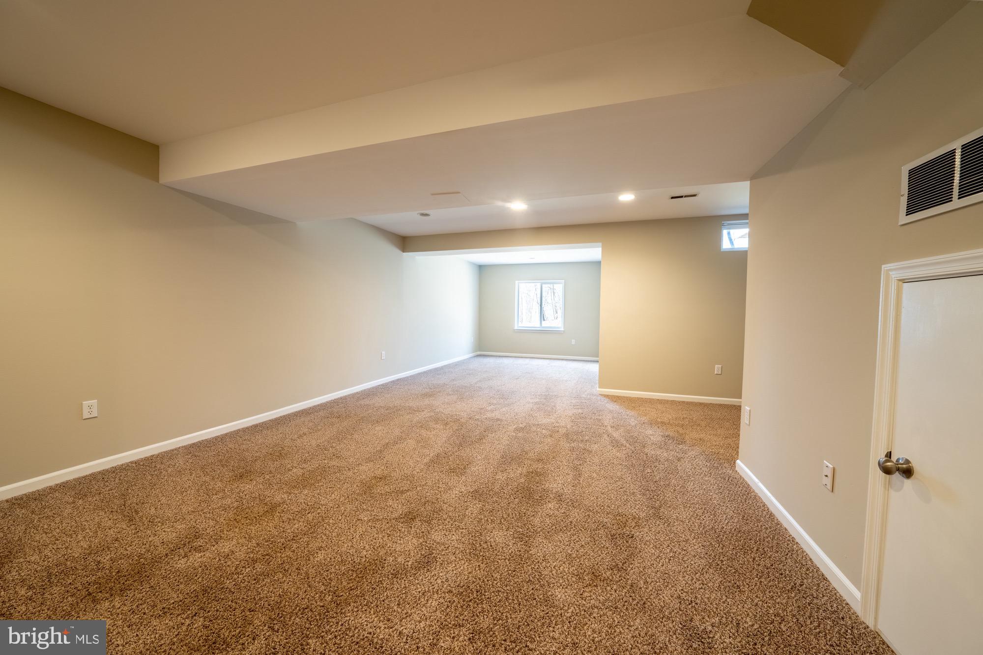 2307 Orchard View Road Reading, PA 19606 - Photo 22 of 25