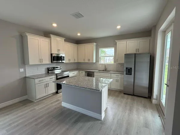 $2,500 | 438 Awin Circle Southeast, Palm Bay, FL 32909