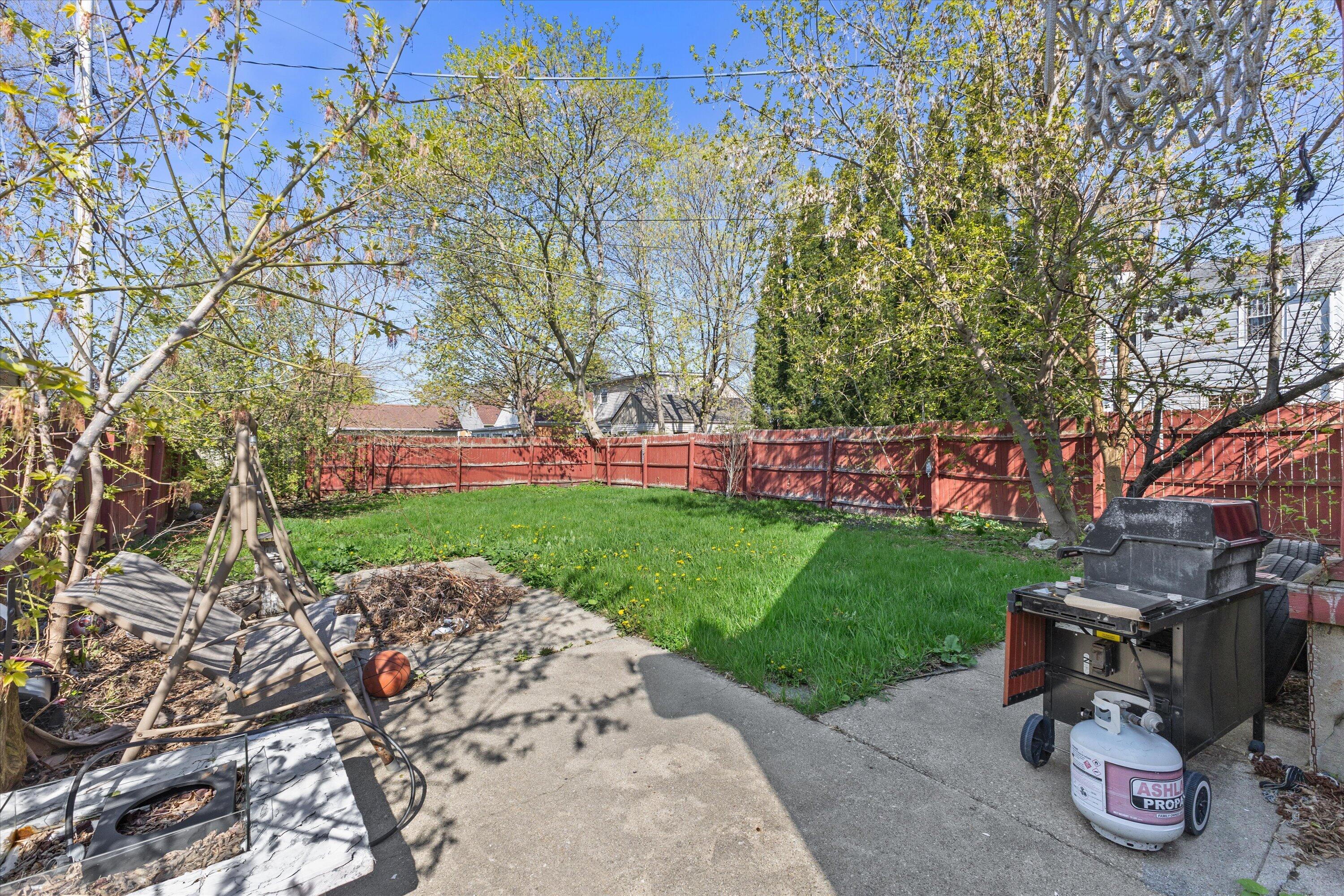2708 Drexel Avenue Racine, WI 53403 - Photo 16 of 17 16-KCM0-90