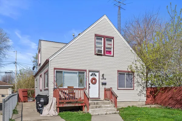 $239,000 | 2708 Drexel Avenue, Racine, WI 53403