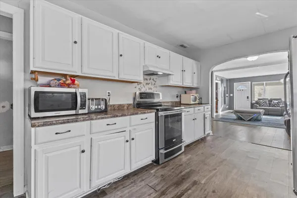 $239,000 | 2708 Drexel Avenue, Racine, WI 53403