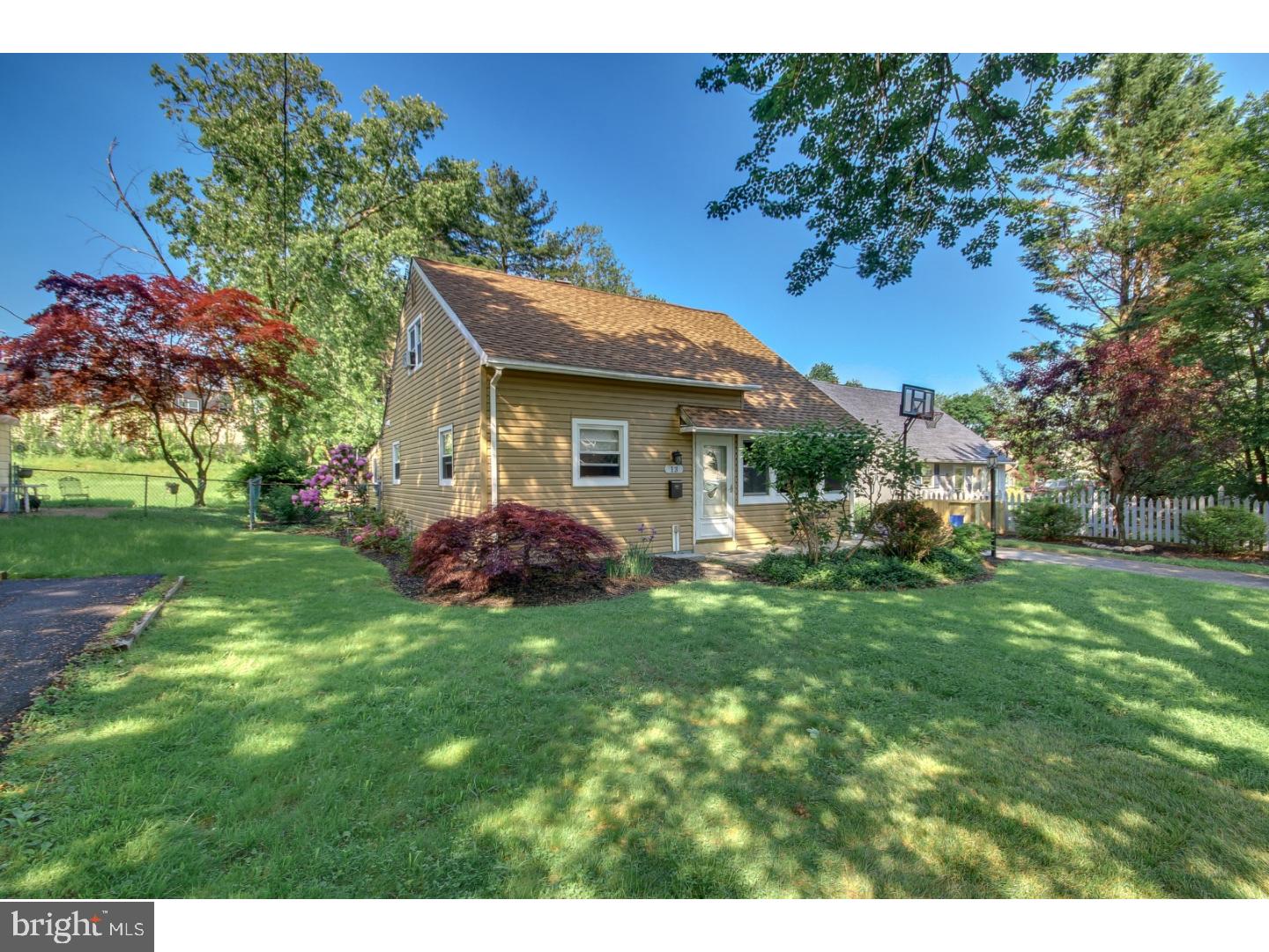 13 Rorer Avenue Hatboro, PA 19040 - Photo 2 of 25 Gallery Image 2