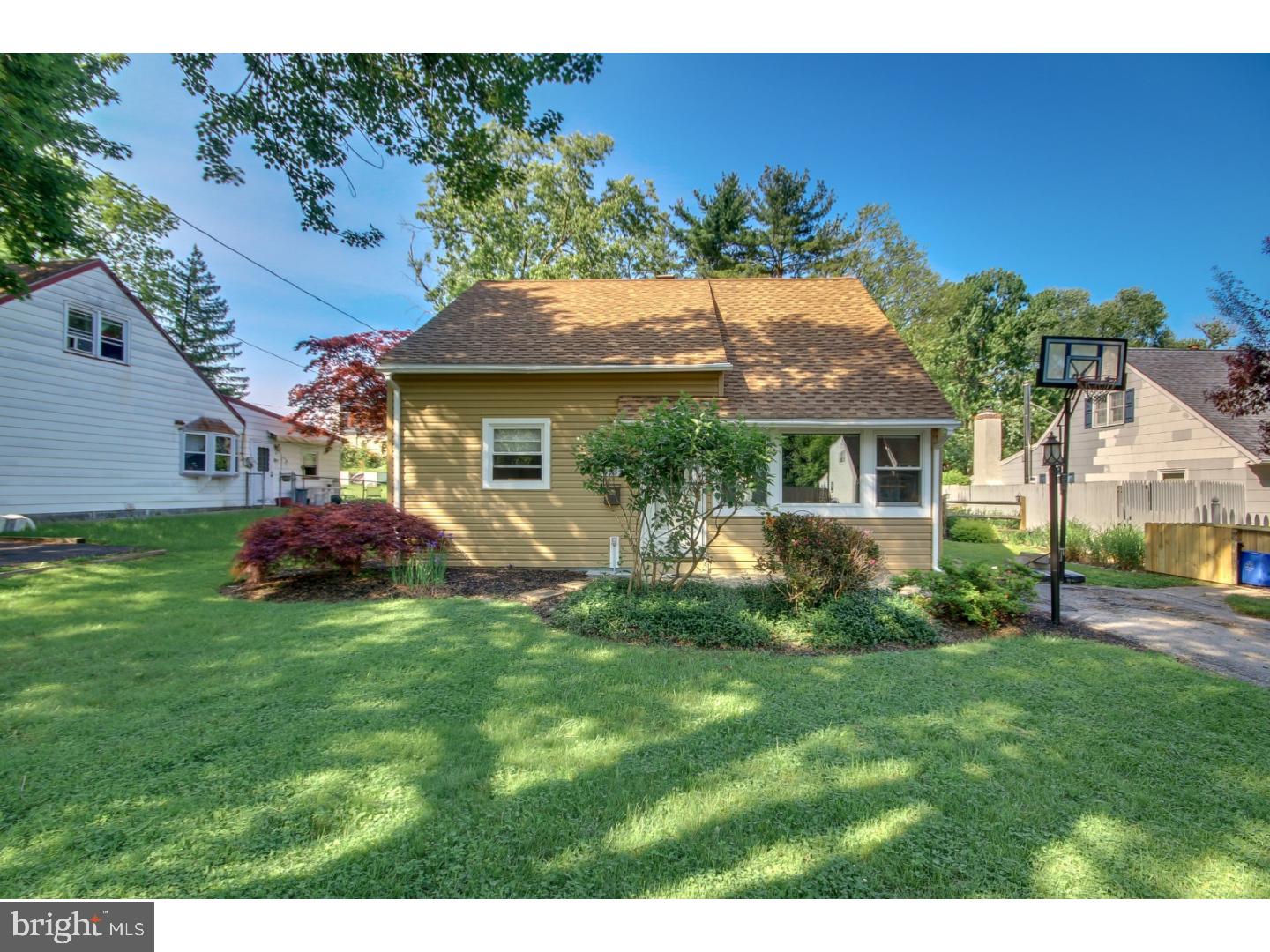 13 Rorer Avenue Hatboro, PA 19040 - Photo 3 of 25 Gallery Image 3