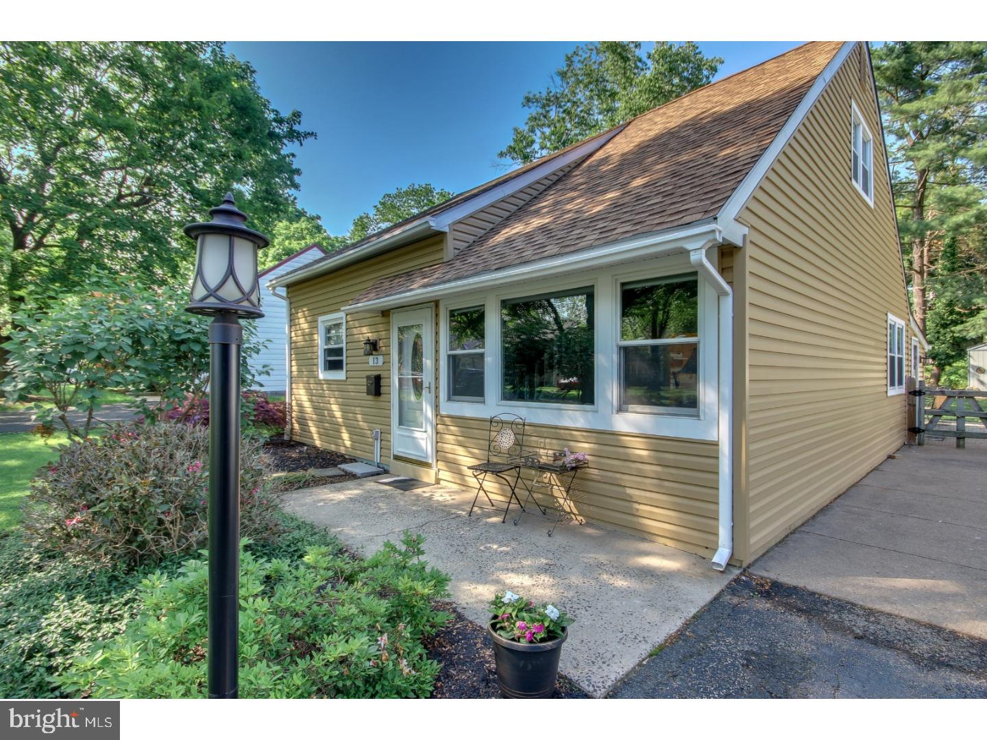 13 Rorer Avenue Hatboro, PA 19040 - Photo 4 of 25 Gallery Image 4