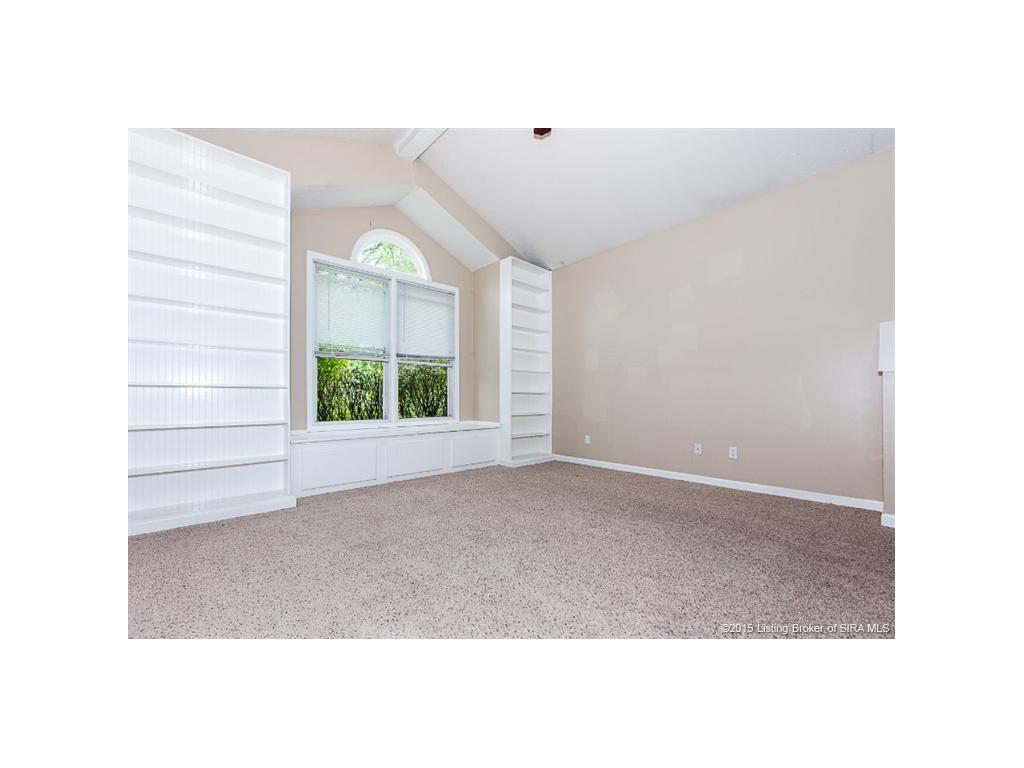 1715 Valley View Road New Albany, IN 47150 - Photo 5 of 51 Gallery Image 5