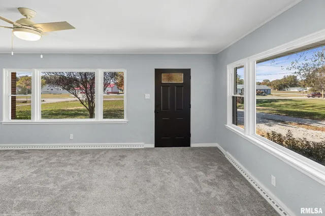 $179,900 | 503 Airport Road, Centralia, IL 62801