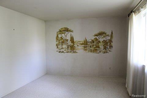 9 Riverside Court Monroe, MI 48162 - Photo 6 of 17 IMG_0008.jpg
