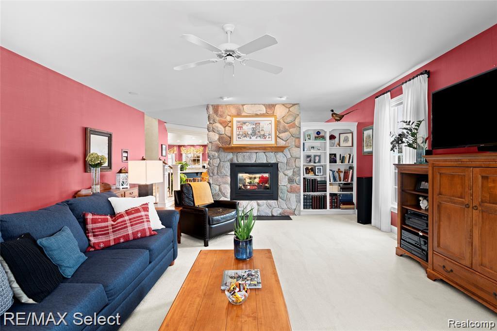 8211 Burleigh Road Grand Blanc, MI 48439 - Photo 31 of 72 GetMedia (12).jpg