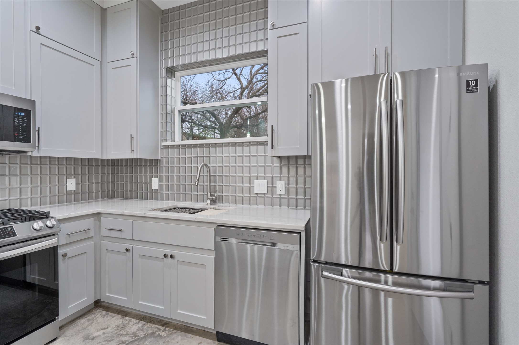 3919 East 16th Street, Unit 2 Austin, TX 78721 - Photo 12 of 22