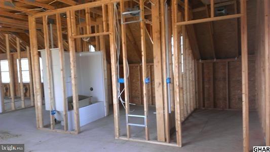 259 Ore Bank Road Dillsburg, PA 17019 - Photo 23 of 29 Suite 2 - Full Bath, Walk In Closet, Sitting Area
