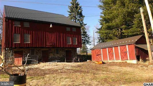 259 Ore Bank Road Dillsburg, PA 17019 - Photo 7 of 29 Back view of Restored Post & Beam Barn