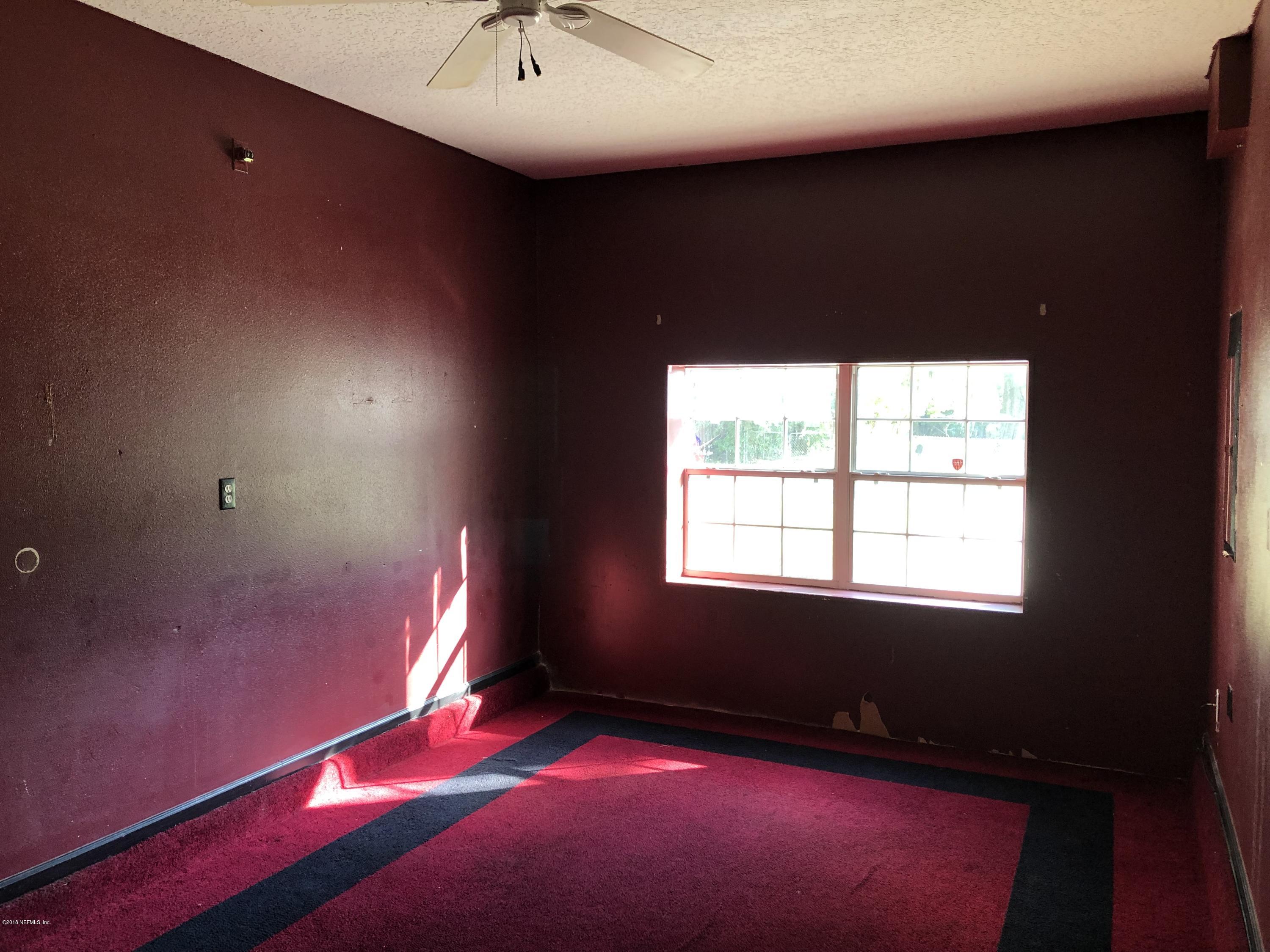 8223 Firetower Road Jacksonville, FL 32210 - Photo 15 of 21 45. ENCLOSED GARAGE
