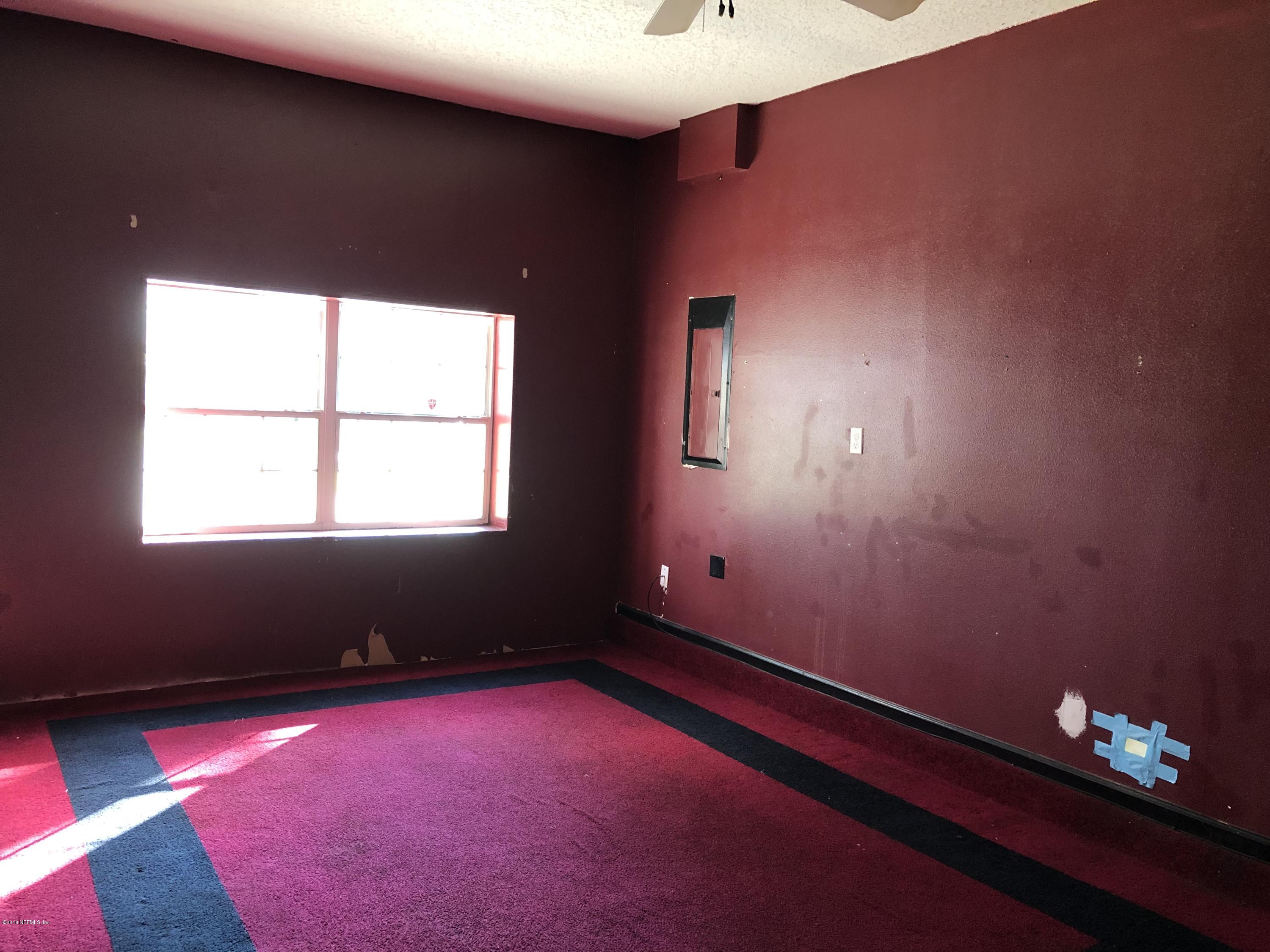 8223 Firetower Road Jacksonville, FL 32210 - Photo 16 of 21 46. ENCLOSED GARAGE