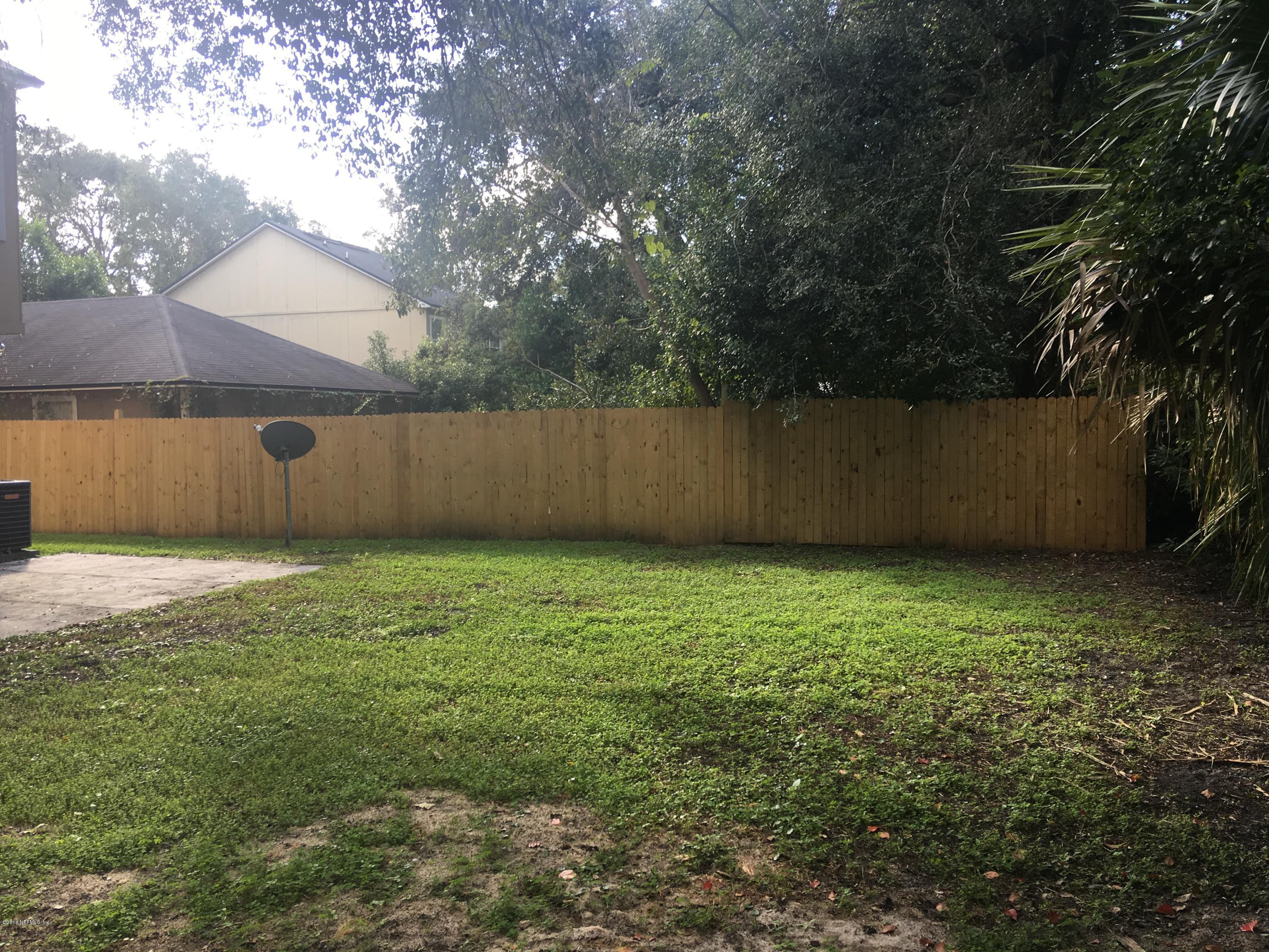 8223 Firetower Road Jacksonville, FL 32210 - Photo 3 of 21 8. BACK YARD