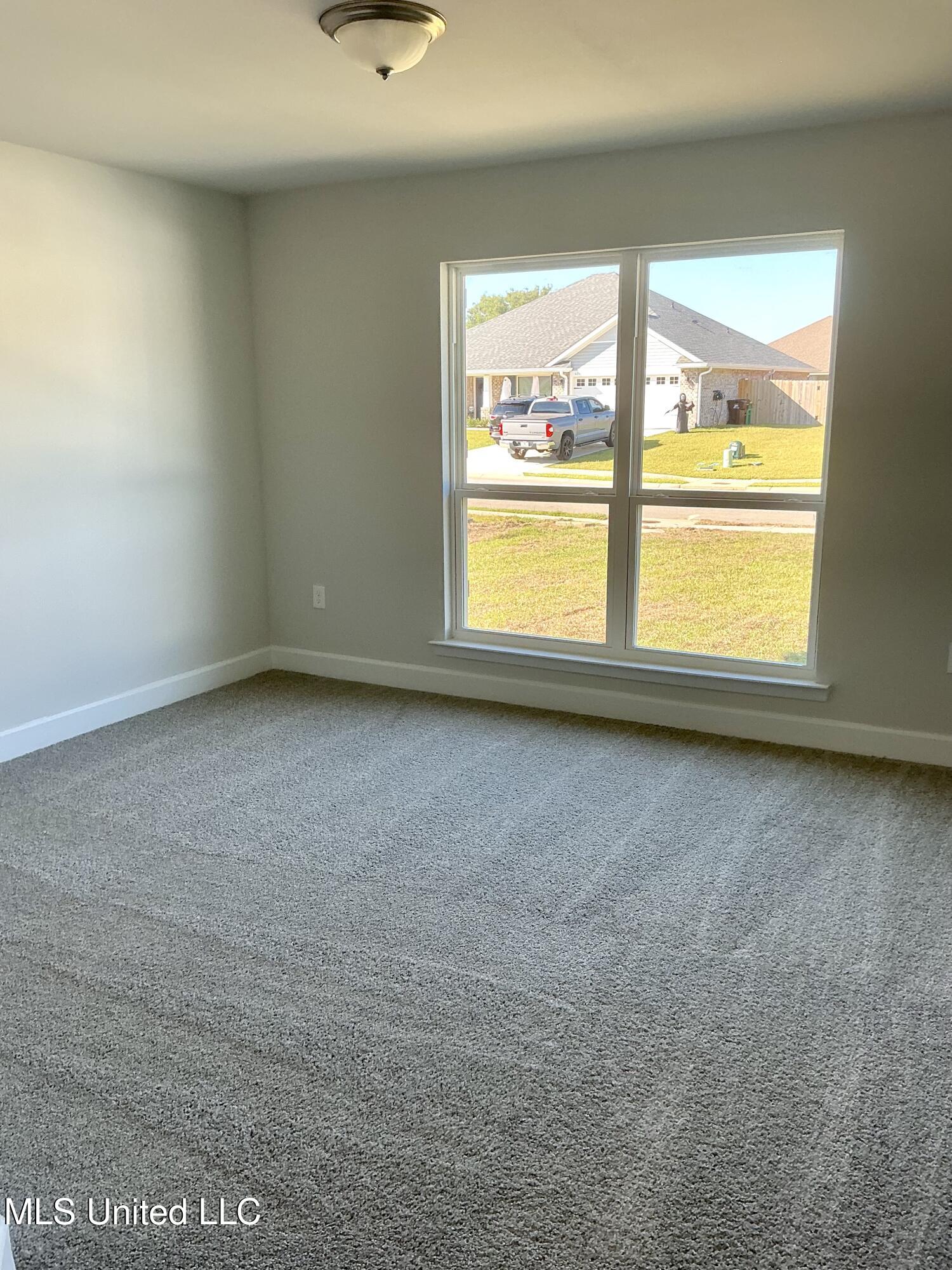 6205 Diamond Lane Biloxi, MS 39532 - Photo 14 of 24 IMG_0081