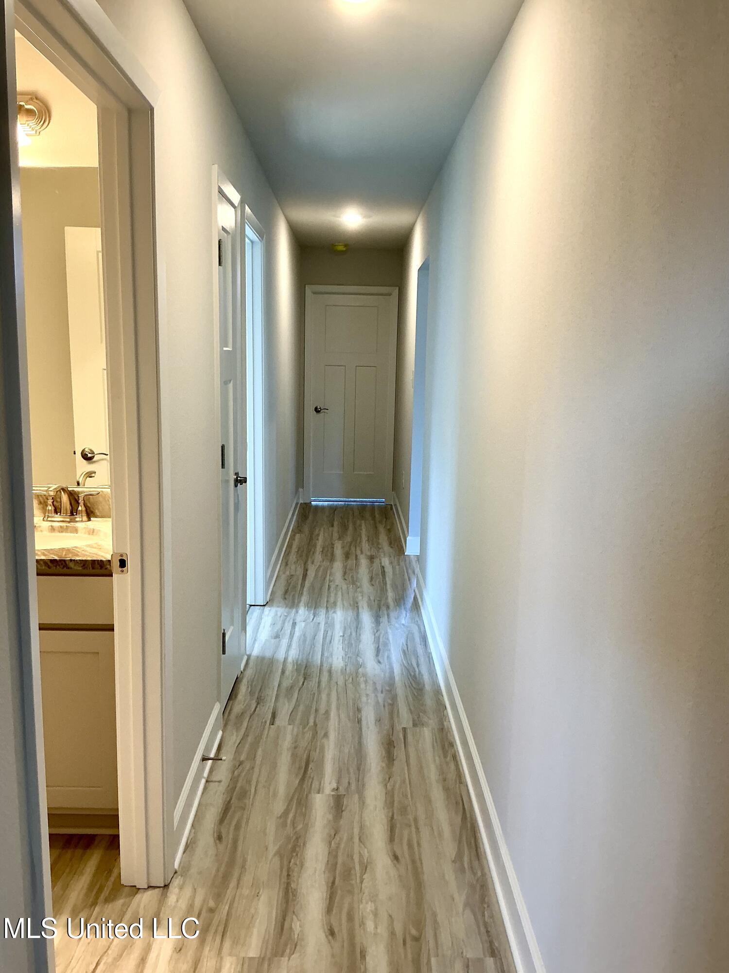 6205 Diamond Lane Biloxi, MS 39532 - Photo 28 of 32 IMG_0086