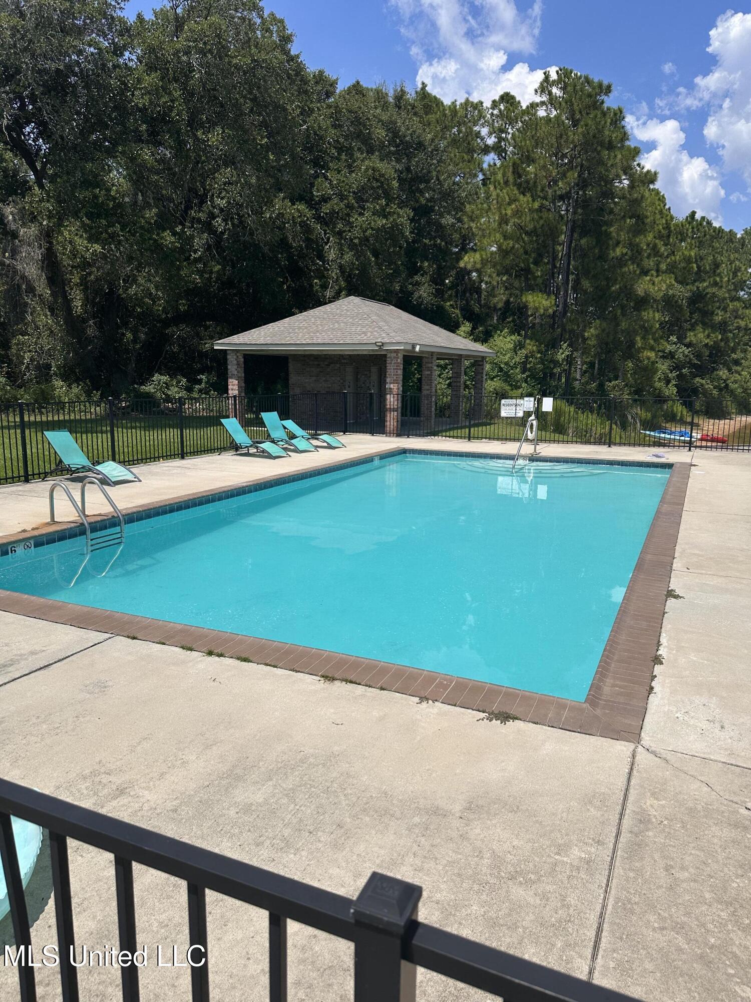 6205 Diamond Lane Biloxi, MS 39532 - Photo 32 of 32 IMG_4183