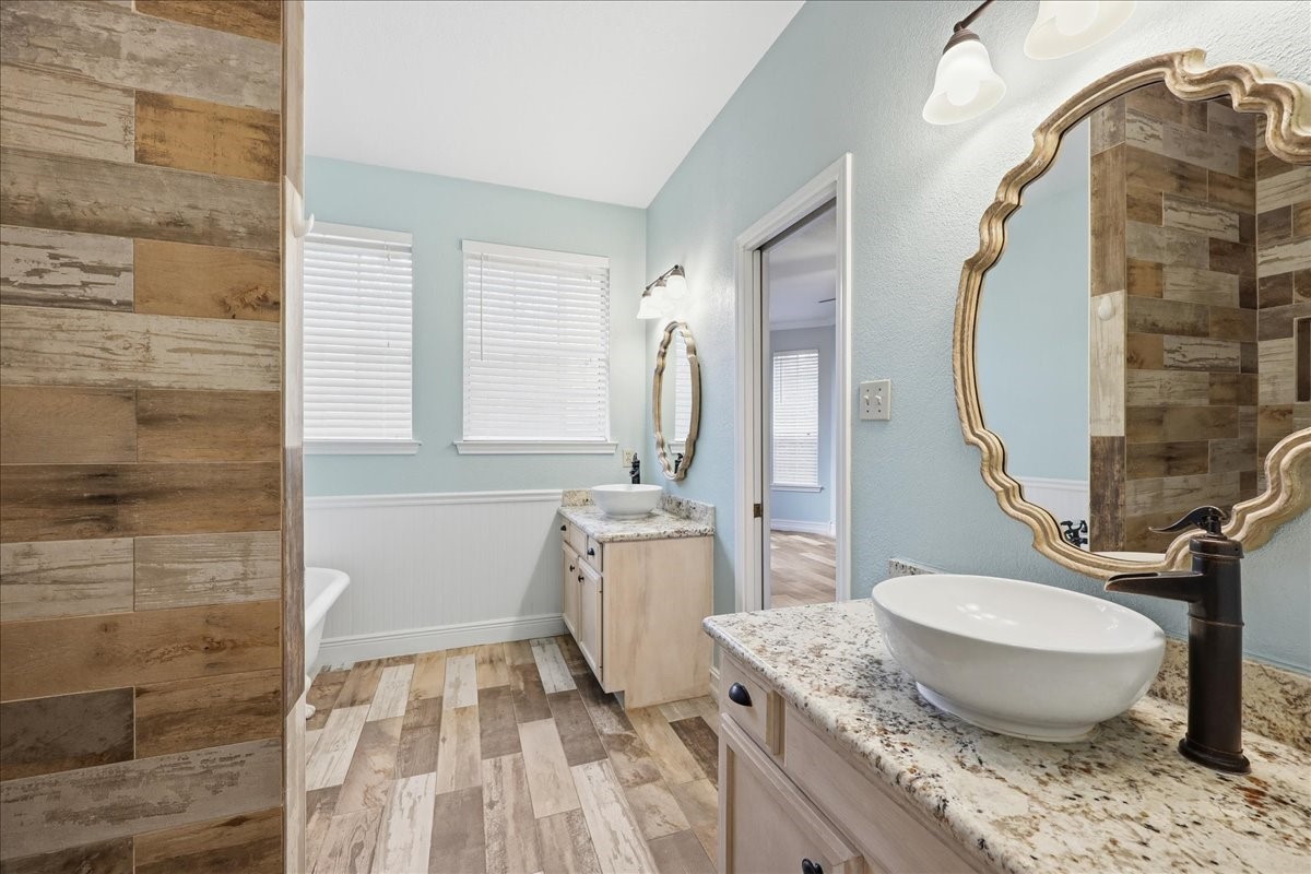 805 Hickory Trail Orange, TX 77632 - Photo 16 of 29