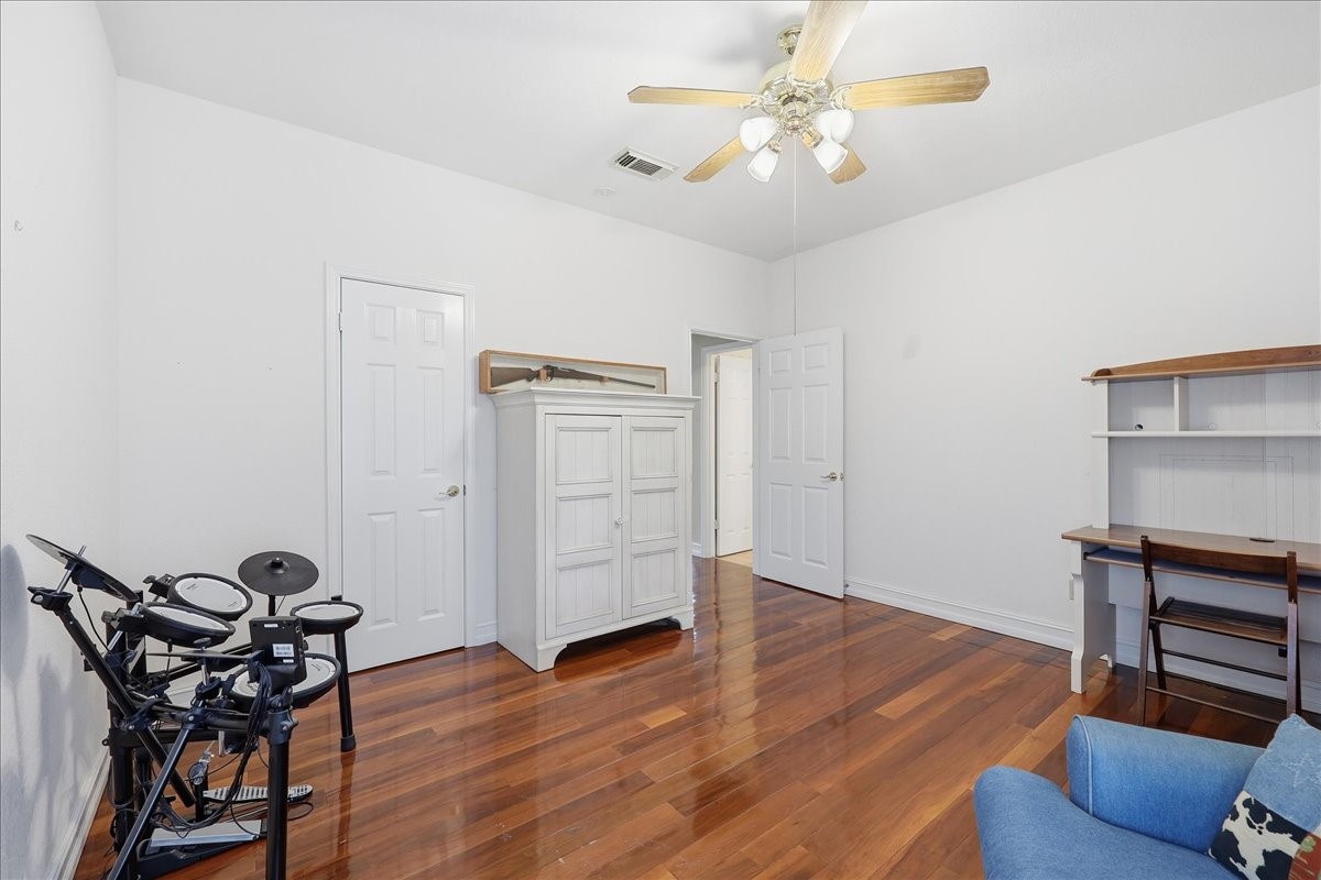 805 Hickory Trail Orange, TX 77632 - Photo 21 of 29