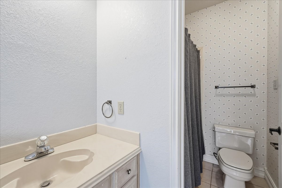 805 Hickory Trail Orange, TX 77632 - Photo 25 of 29