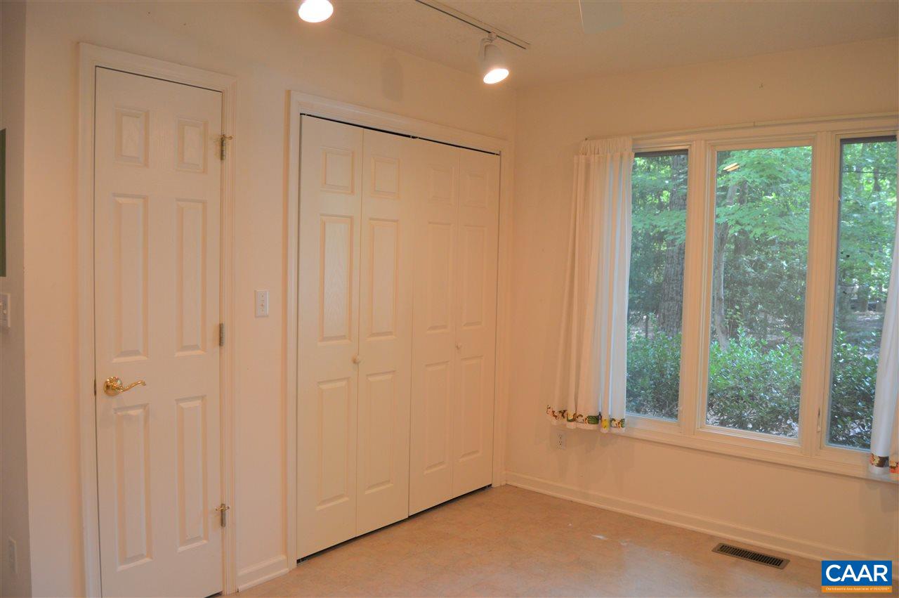 17 Oak Grove Road Palmyra, VA 22963 - Photo 18 of 24 an empty room with a window