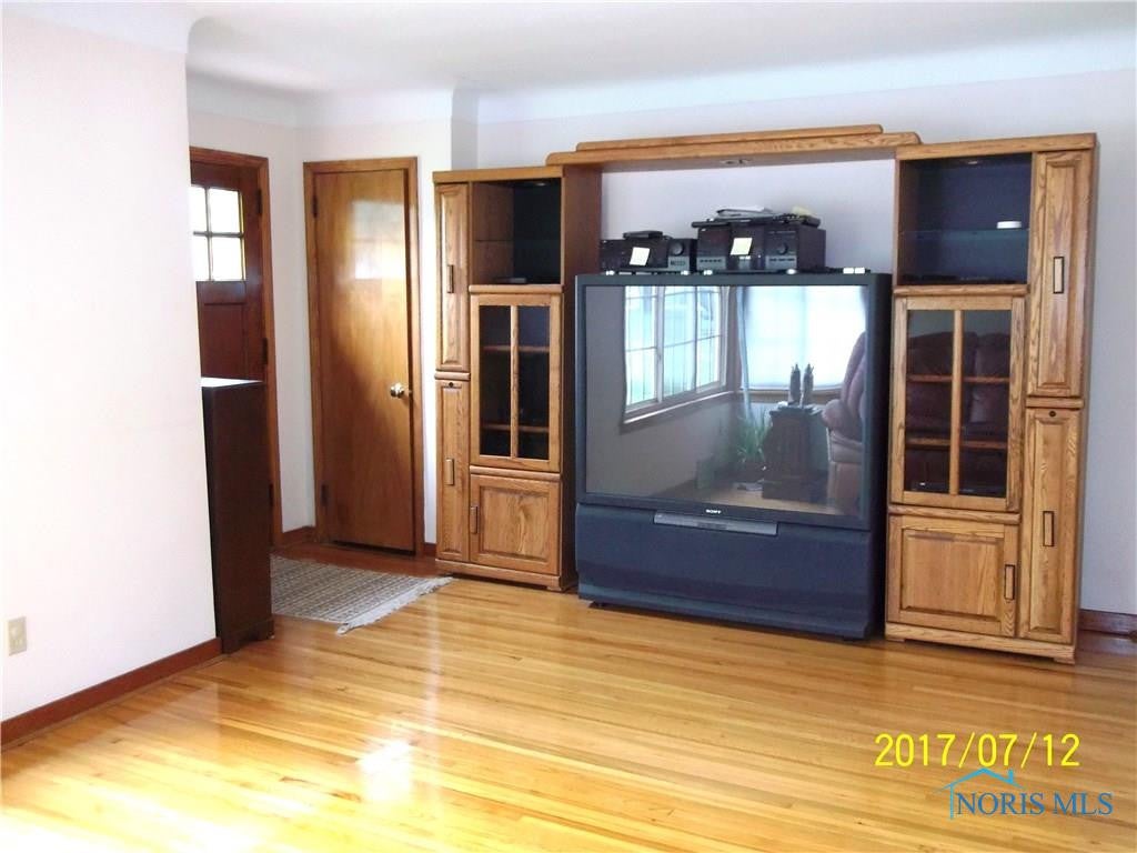 6521 Seaman Road Oregon, OH 43616 - Photo 4 of 28 Gallery Image 4