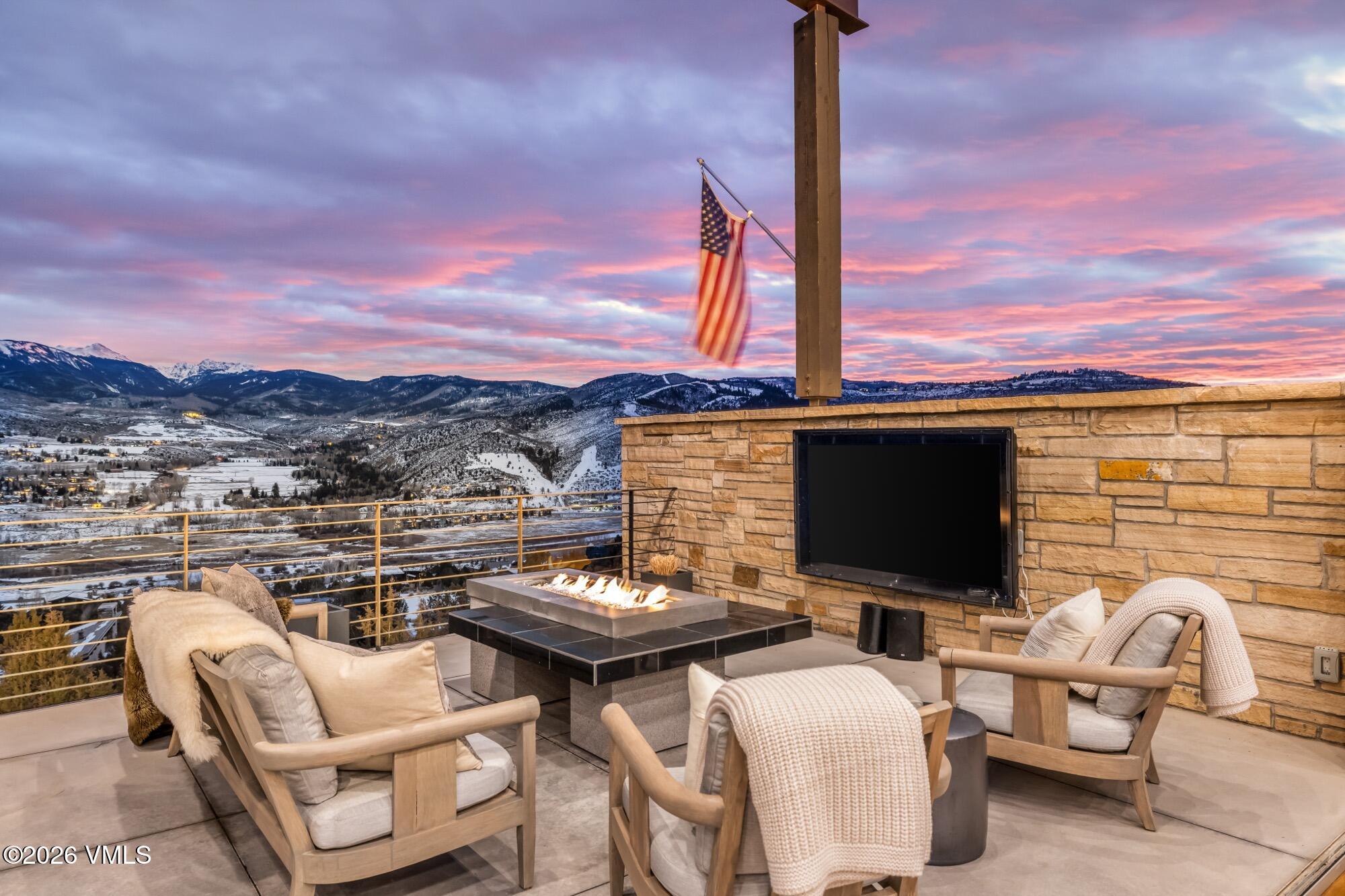 106 Juniper Lane Edwards, CO 81632 - Photo 12 of 99 106 Juniper Lane Edwards CO 2025 12