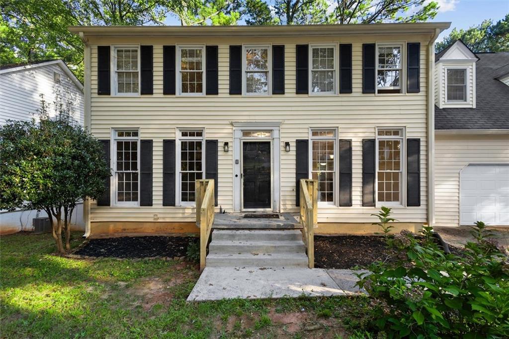 2092 Plantation Road Lawrenceville, GA 30044 - Photo 4 of 75 Gallery Image 4