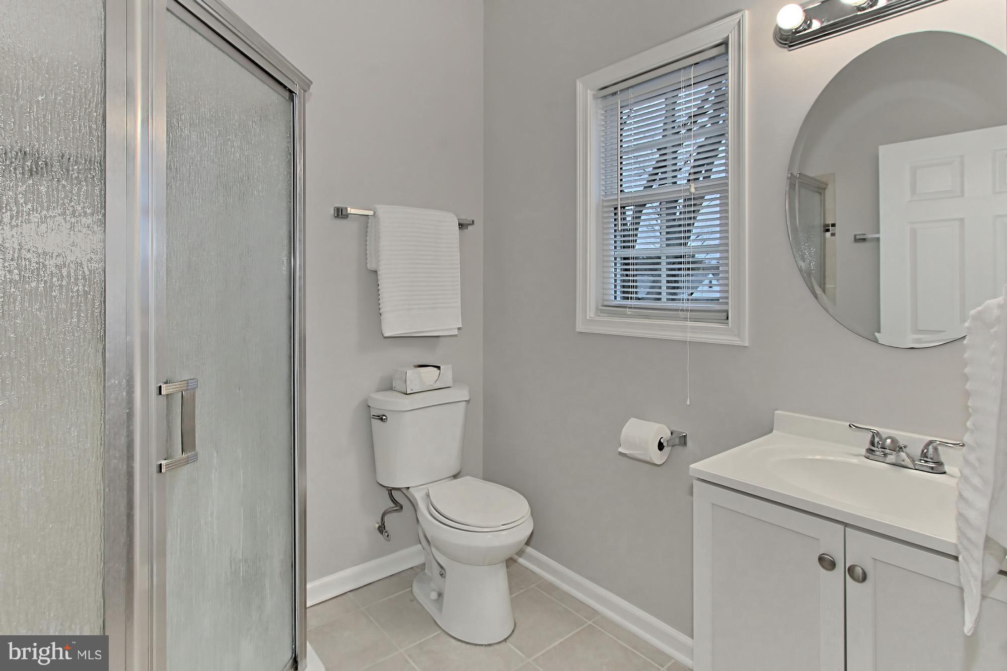 6734 Barrett Road Falls Church, VA 22042 - Photo 18 of 29 Bedroom (Master)