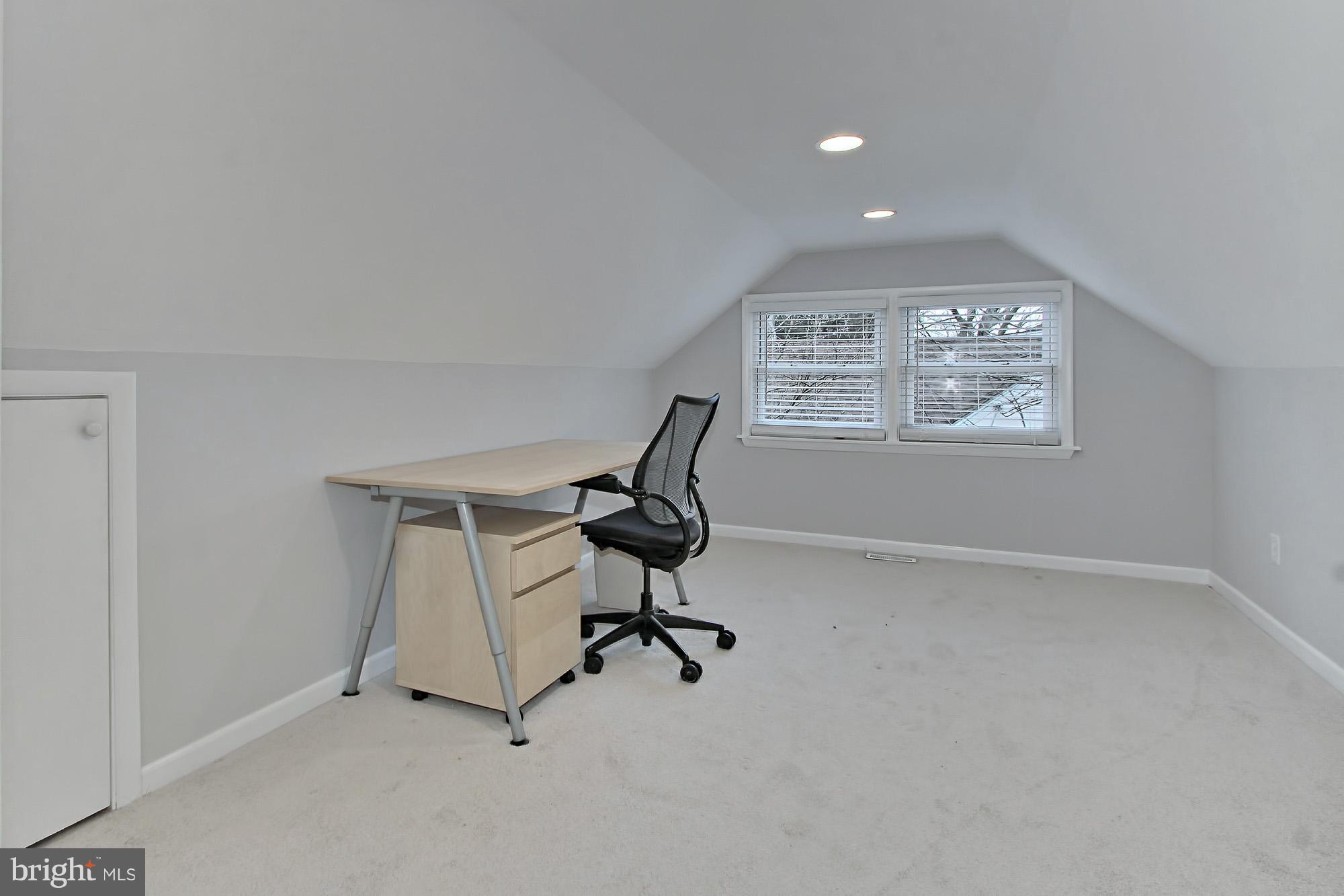 6734 Barrett Road Falls Church, VA 22042 - Photo 25 of 29 Bedroom