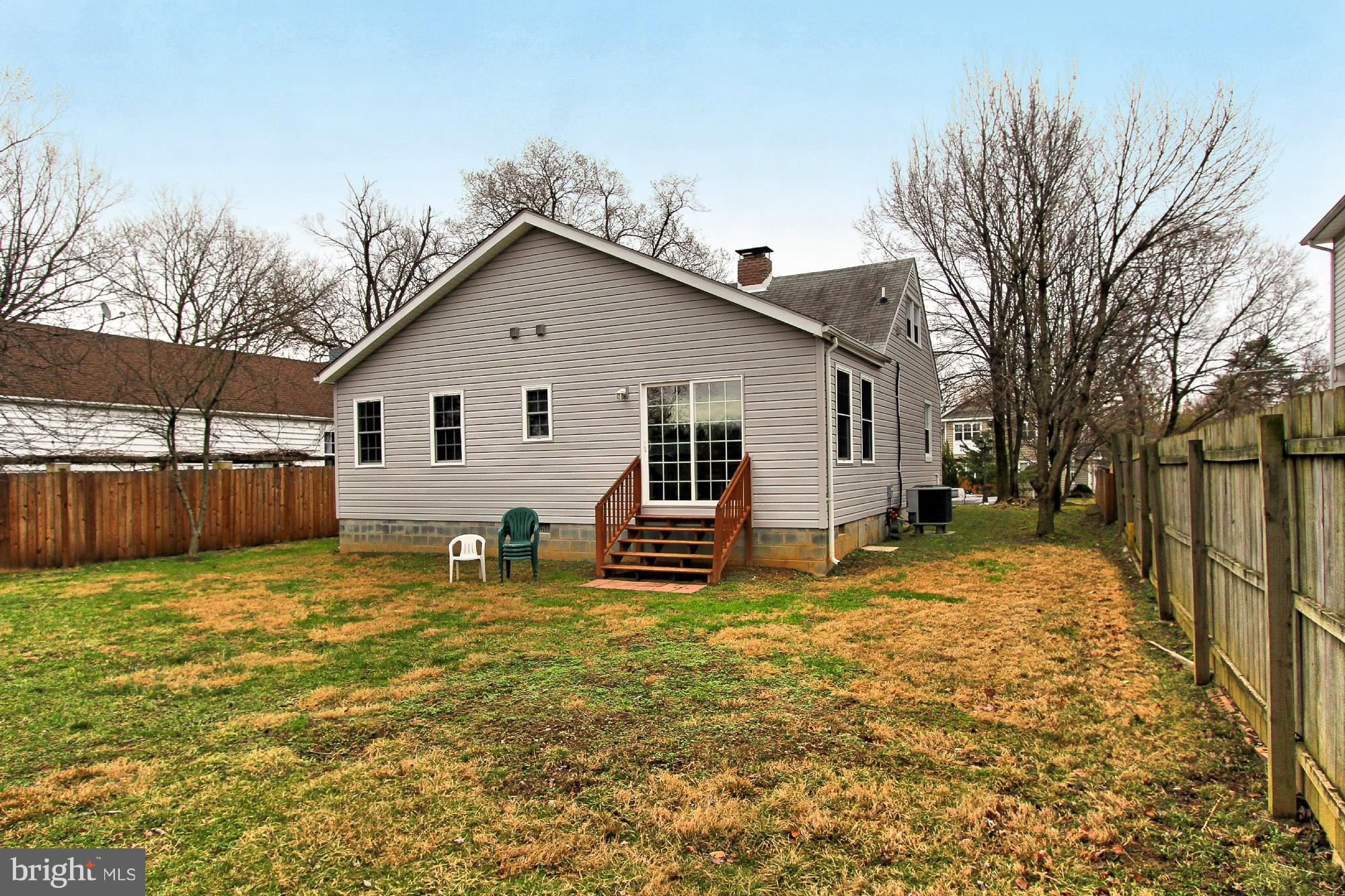 6734 Barrett Road Falls Church, VA 22042 - Photo 29 of 29 Fenced except in the front of the back