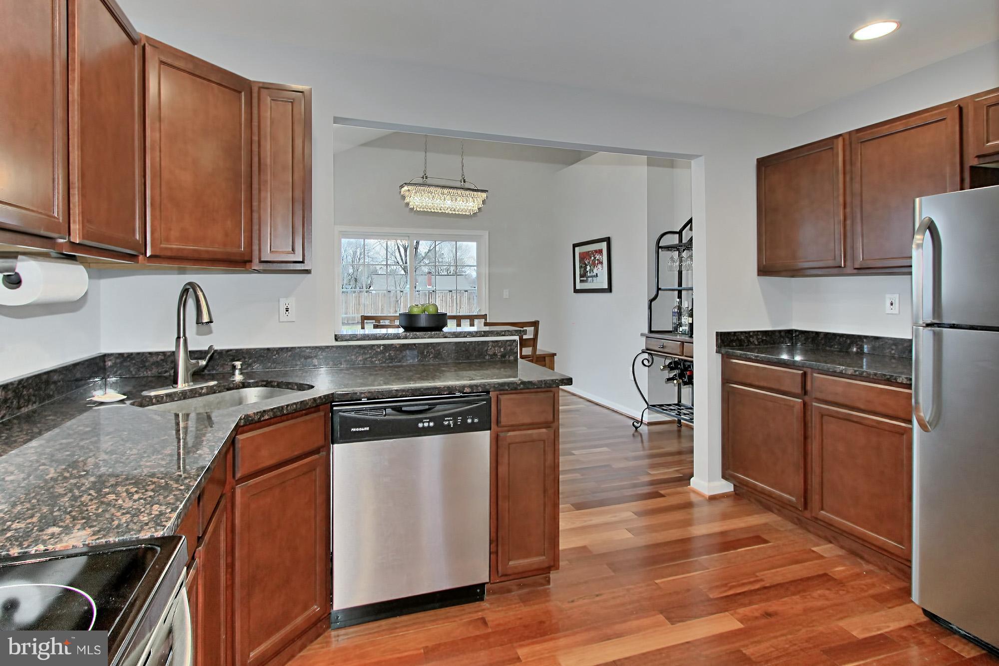 6734 Barrett Road Falls Church, VA 22042 - Photo 10 of 29 Kitchen