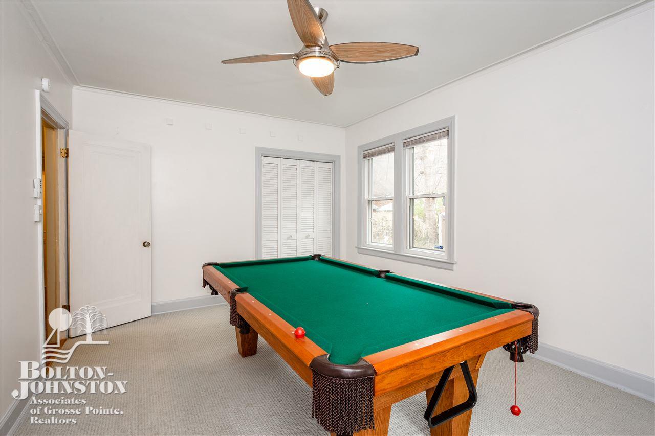 590 Barrington Road Grosse Pointe Park, MI 48230 - Photo 20 of 63