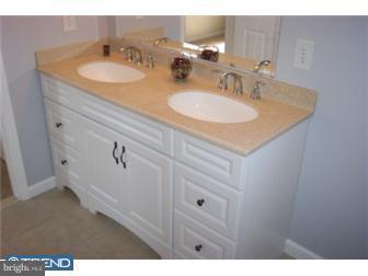 2910 East County Line Road Hatboro, PA 19040 - Photo 4 of 8 Gallery Image 4