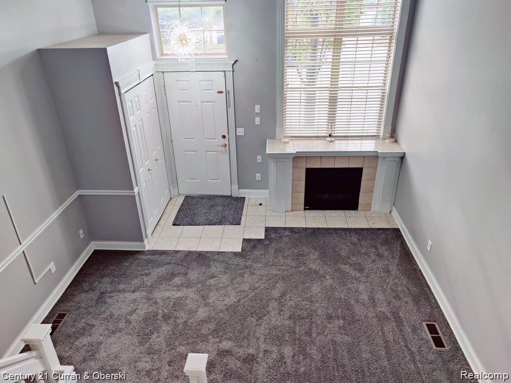 4336 Schaefer Road Dearborn, MI 48126 - Photo 3 of 11 8.jpeg