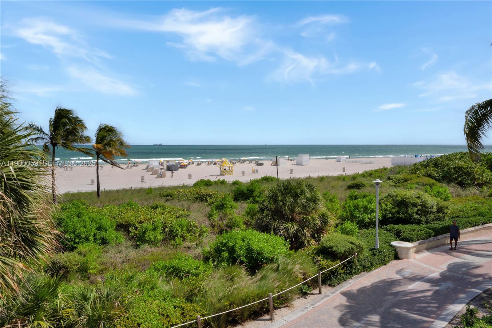 100 Lincoln Road, Unit 607 Miami Beach, FL 33139 - Photo 29 of 30