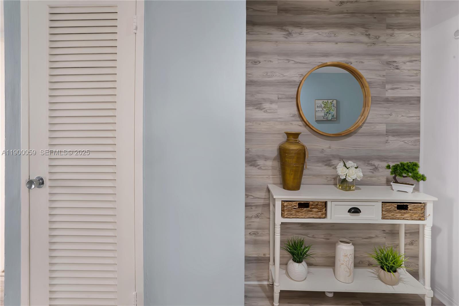 100 Lincoln Road, Unit 607 Miami Beach, FL 33139 - Photo 10 of 30